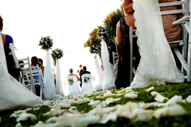 pilzarredo-organizza-tutto-il-matrimonio-e-spende-migliaia-di-euro-un-testimone-scopre-che-e-gia-spo