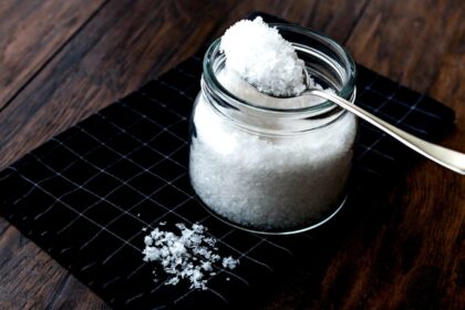 pilzarredo-se-siete-proprietari-posizionare-una-ciotola-di-bicarbonato-sotto-il-letto-migliora-il-co